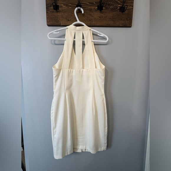 Vintage Cream Halter Dress by Savannah size 6 - Picture 6 of 7
